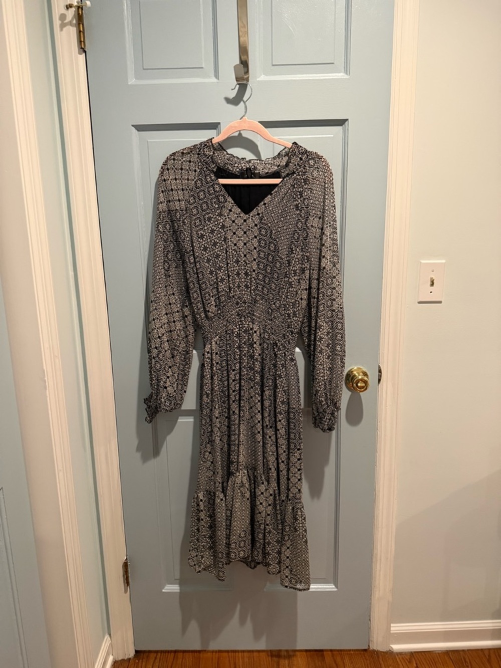 Aqua Black and White Printed Long Sleeve Midi Dress